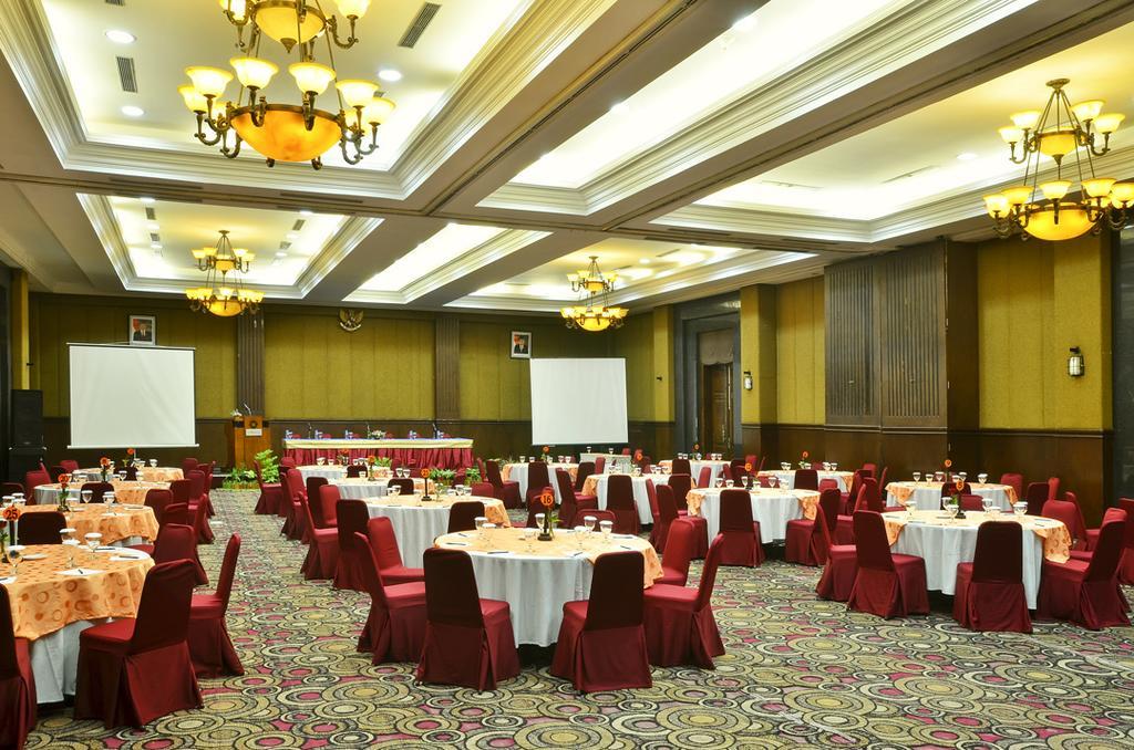 Semesta Heritage Hotel & Convention 三宝垄 外观 照片