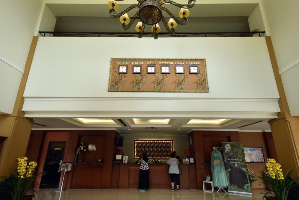 Semesta Heritage Hotel & Convention 三宝垄 外观 照片