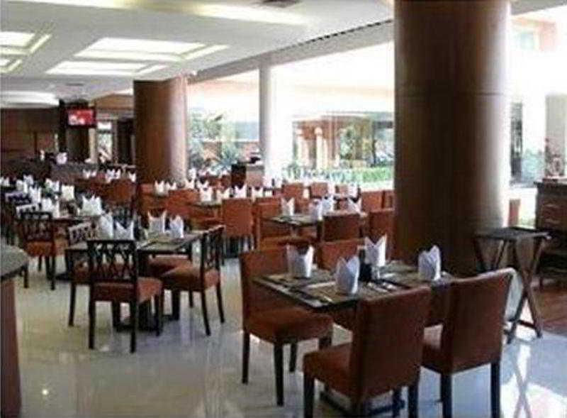 Semesta Heritage Hotel & Convention 三宝垄 外观 照片